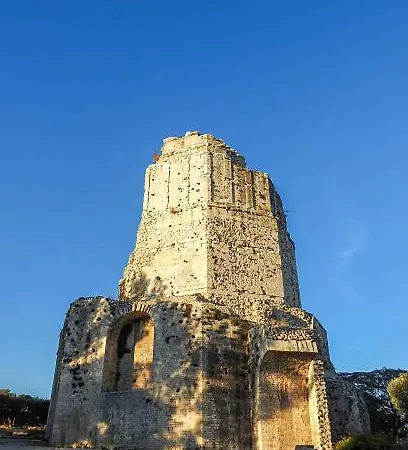 Le Jad Joli F2 Proche Gare, Arenes Avec Terrasse Privee