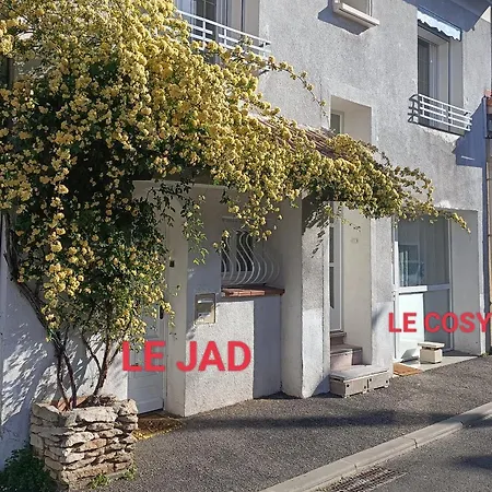 Le Jad Joli F2 Proche Gare, Arenes Avec Terrasse Privee Apartmán *